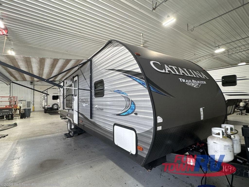 Email now about this 2019 Coachmen Catalina Trail Blazer 26TH! Used 2019 Coachmen Catalina Trail Blazer 26TH available in EDINBURGH, Indiana