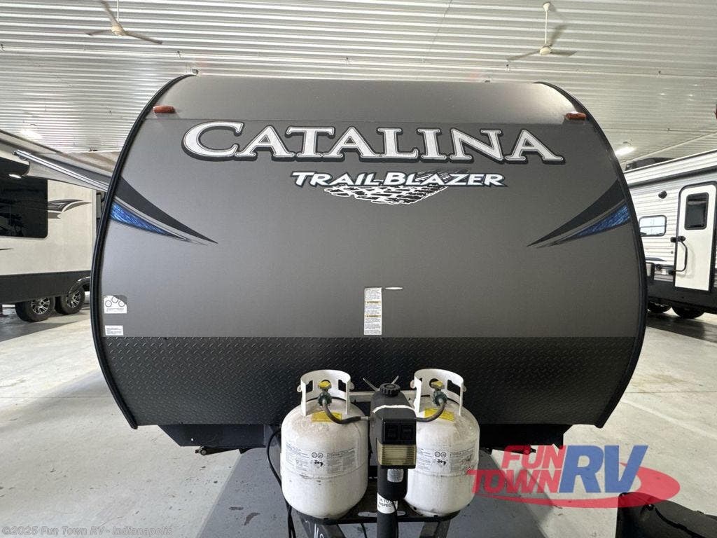 Contact us now about this 2019 Coachmen Catalina Trail Blazer 26TH! 2019 Catalina Trail Blazer 26TH by Coachmen from Fun Town RV - Indianapolis in EDINBURGH, Indiana