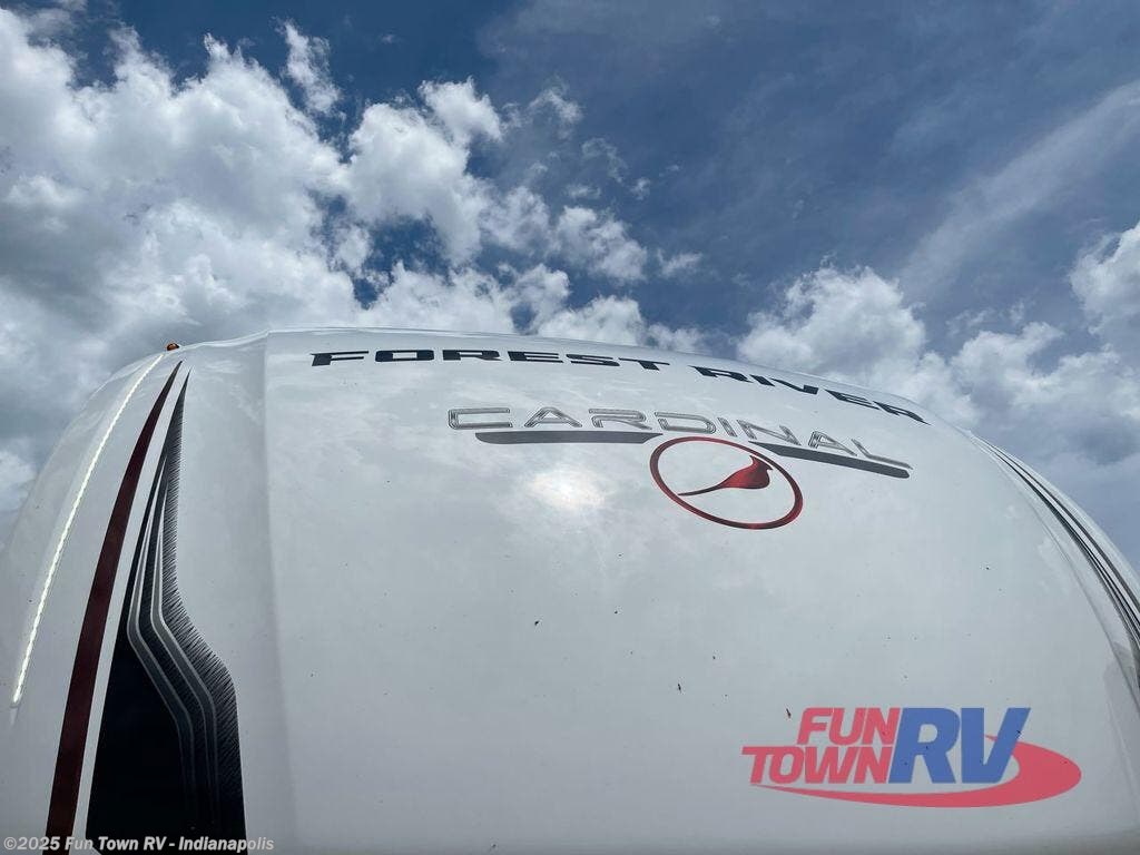 Contact us now about this 2026 Forest River Cardinal 33CHEF! 2026 Cardinal 33CHEF by Forest River from Fun Town RV - Indianapolis in EDINBURGH, Indiana