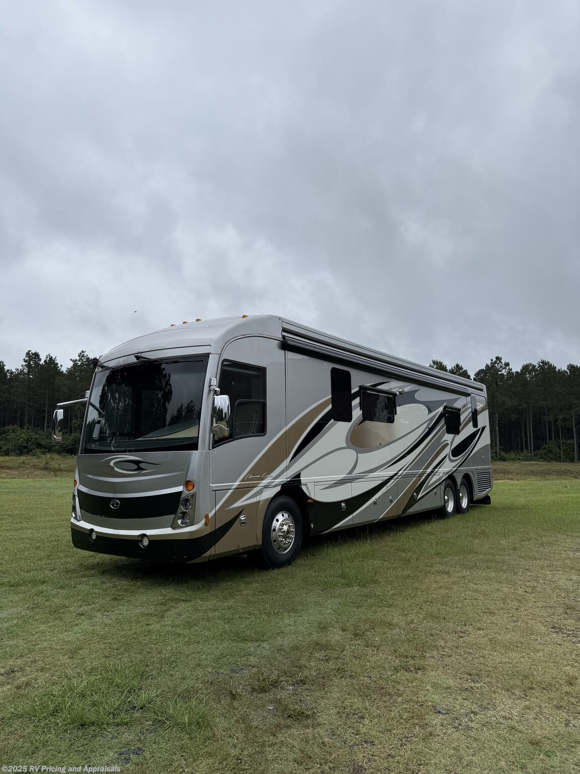 Contact us now about this 2014 American Coach American Tradition 42G Located in Texarkana, AR! 2014 American Tradition 42G Located in Texarkana, AR by American Coach from RV Pricing and Appraisals in , Florida