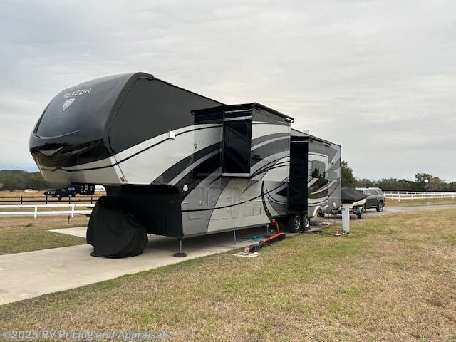 Used 2022 Vanleigh Beacon 41 LKB- Located in Eddyville, Kentucky available in , Florida