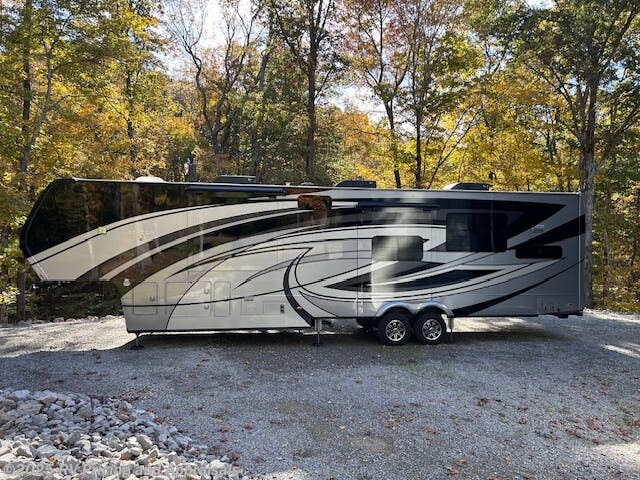 Email now about this 2022 Vanleigh Beacon 41 LKB- Located in Eddyville, Kentucky! Used 2022 Vanleigh Beacon 41 LKB- Located in Eddyville, Kentucky available in , Florida