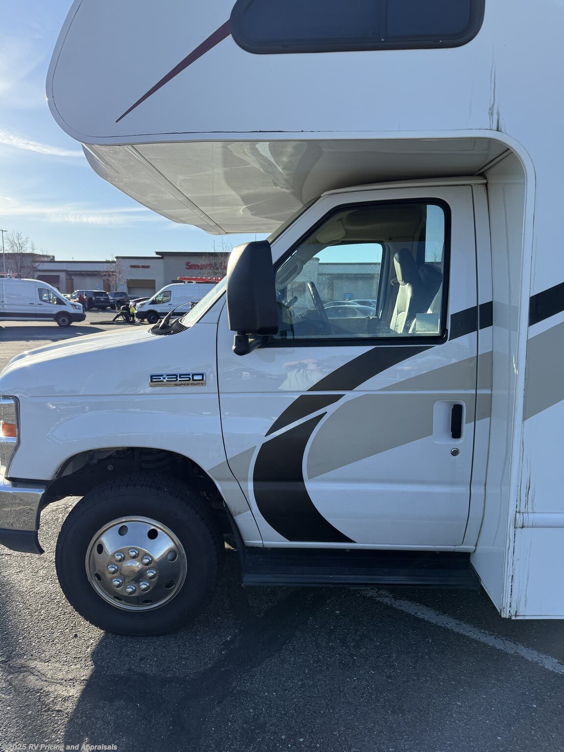 Used 2020 Thor Motor Coach Four Winds 23U available in , Florida