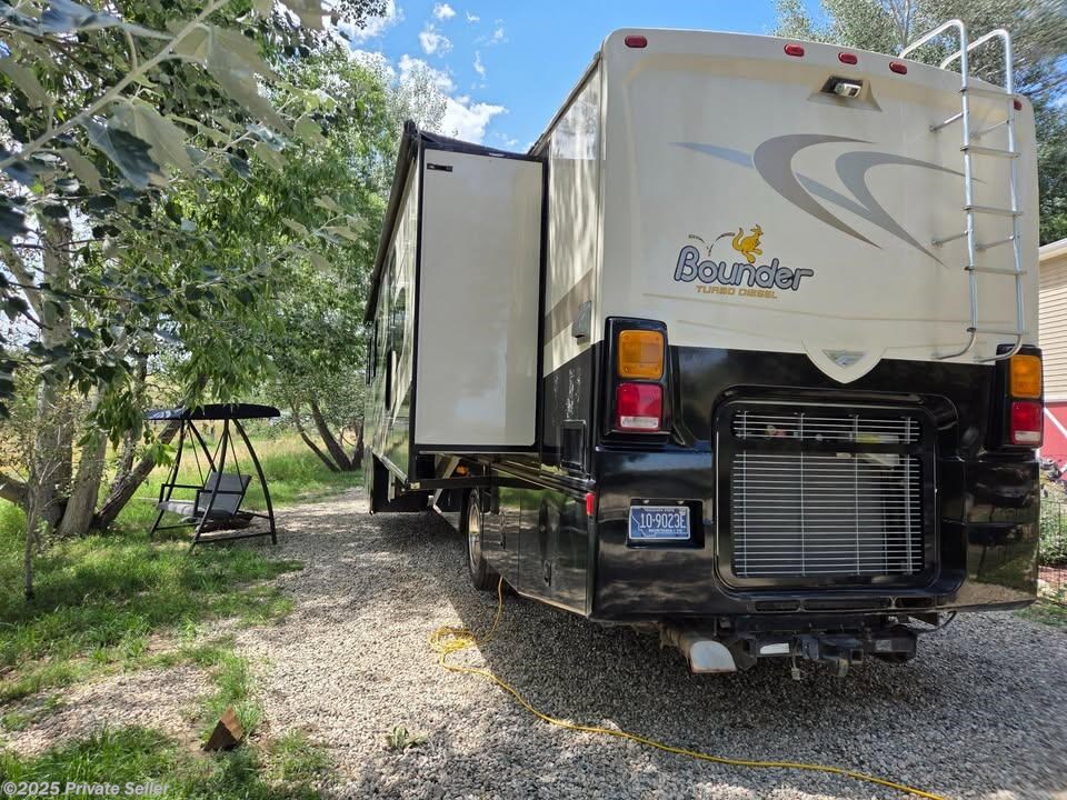 Used 2008 Fleetwood Bounder Diesel 38V available in Roberts, Montana