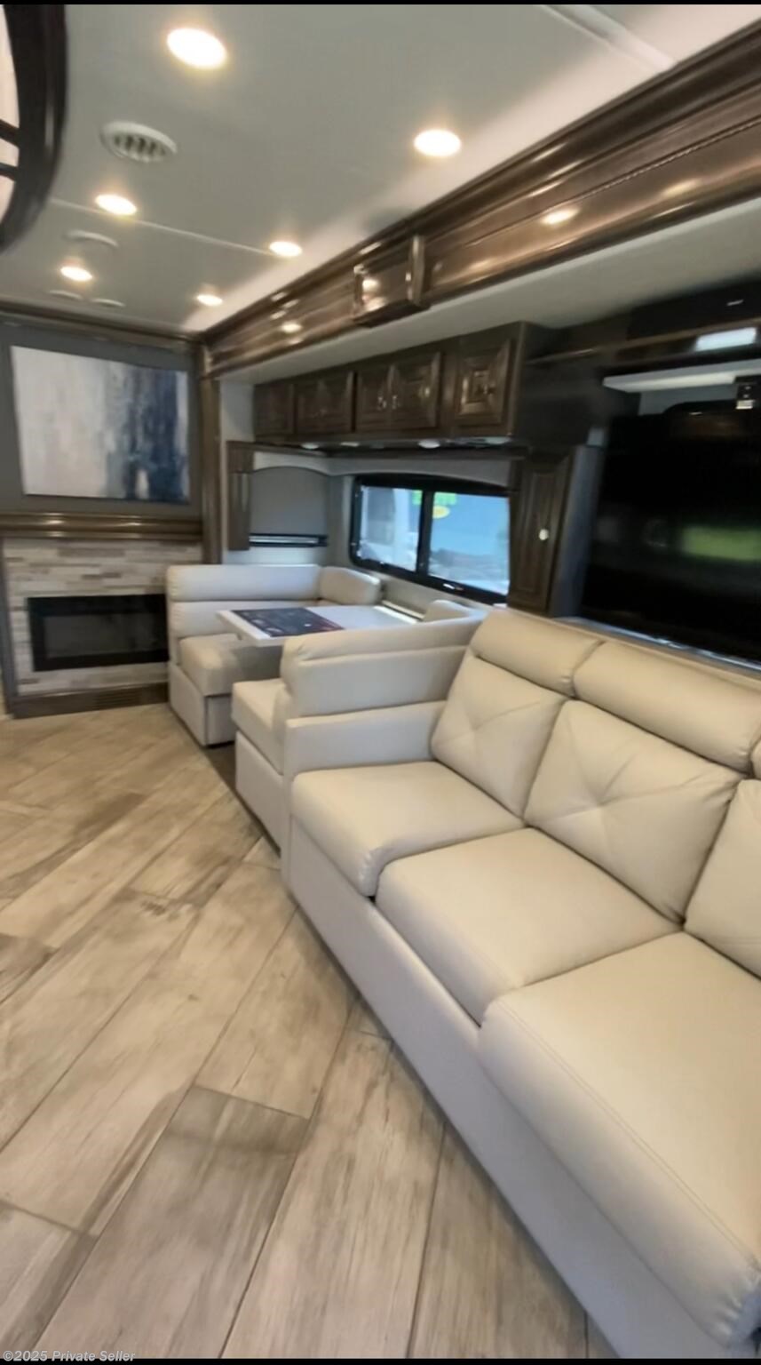 Contact us now about this 2020 Fleetwood Discovery LXE 40M floor plan ! 2020 Discovery LXE 40M floor plan by Fleetwood from For Sale By Owner in Tucson, Arizona
