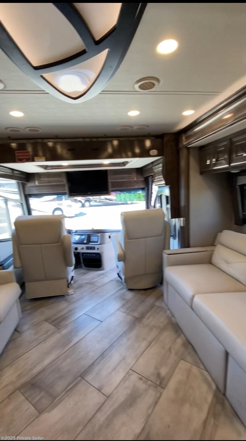 Used 2020 Fleetwood Discovery LXE 40M floor plan available in Tucson, Arizona