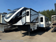 Call now about this 2018 Heartland Sundance SD 3700 RLB! 2018 Heartland Sundance SD 3700 RLB - Used Fifth Wheel For Sale by Sundance RV Center in Shelton, Washington features DVD Player, Air Conditioning, Medicine Cabinet, Stove Top Burner, Awning