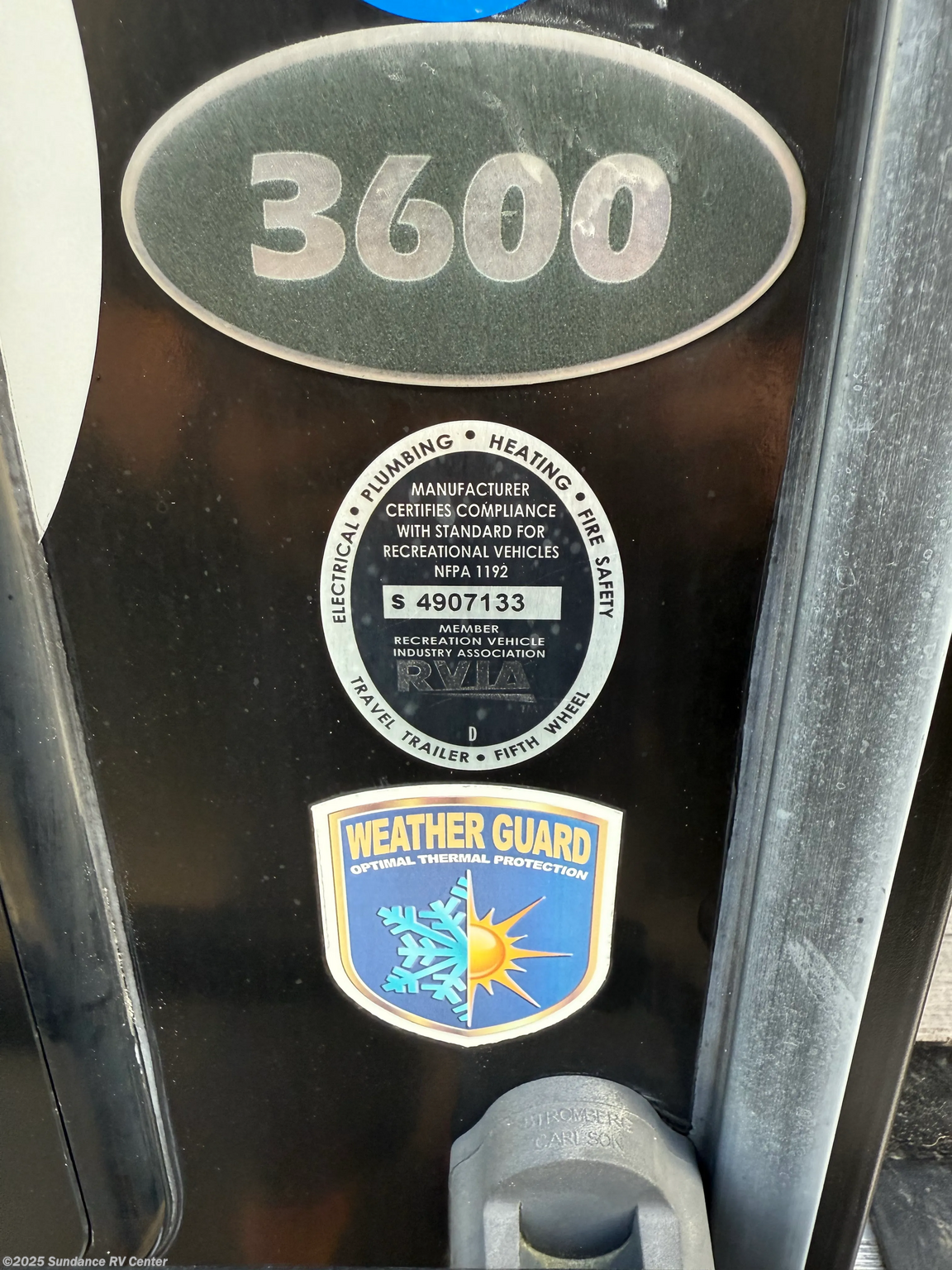 Call now about this 2018 Heartland Cyclone CY 3600! 2018 Heartland Cyclone CY 3600 - Used Toy Hauler For Sale by Sundance RV Center in Shelton, Washington features Microwave, Roof Vents, Oven, Insulated, King Size Bed