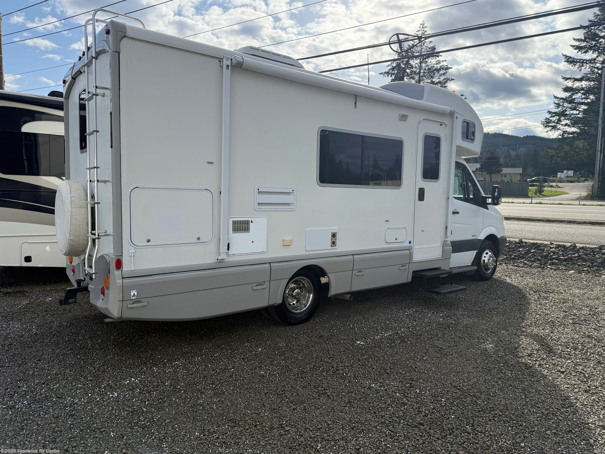 Used 2008 Winnebago View 24H available in Shelton, Washington