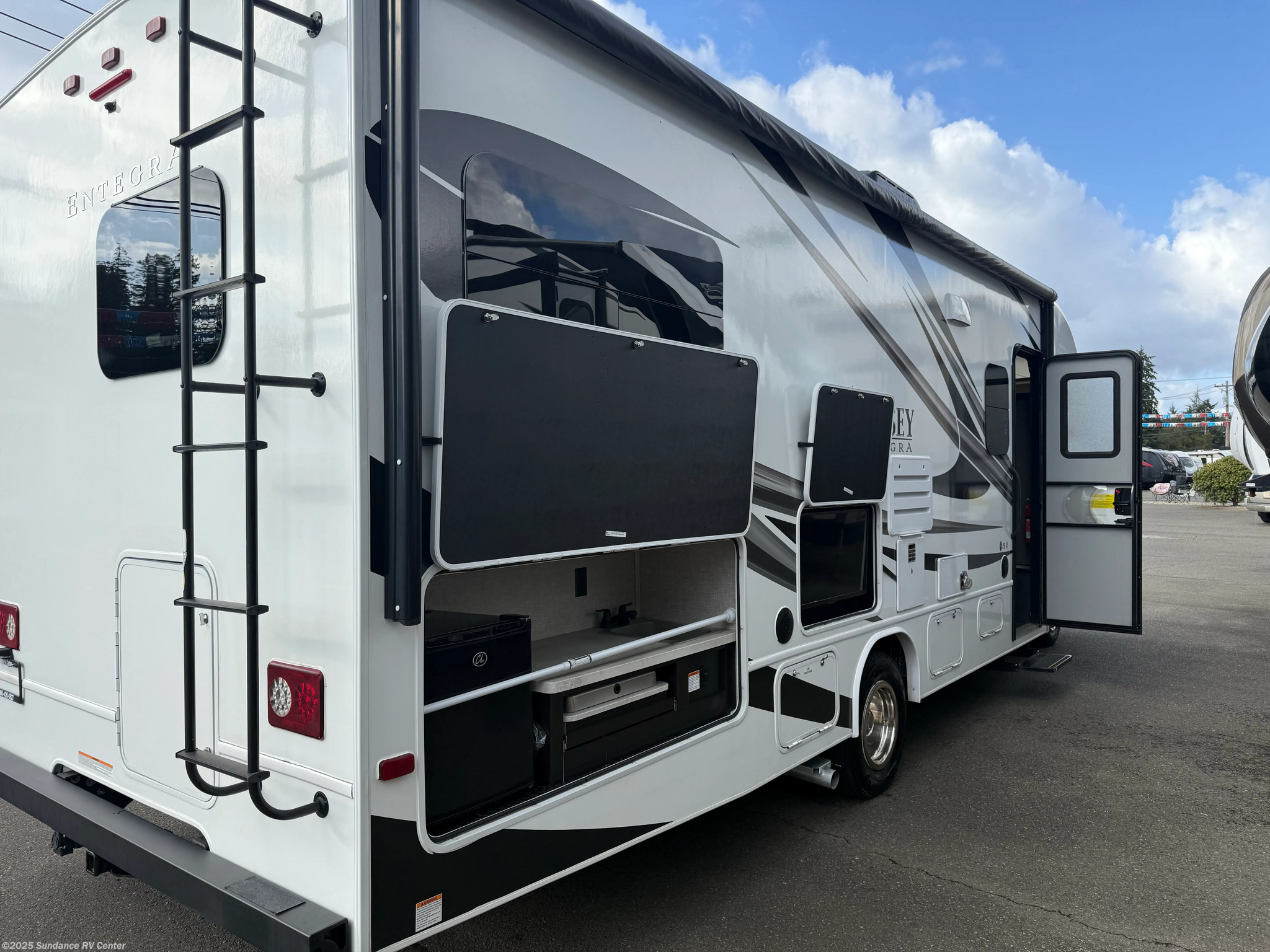 Used 2022 Entegra Coach Odyssey 25R available in Shelton, Washington