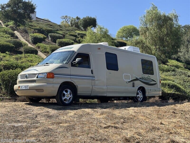 Contact us now about this 2002 Winnebago Rialta 22QD! 2002 Rialta 22QD by Winnebago from Cars 4 Movie in Chino Hills, California