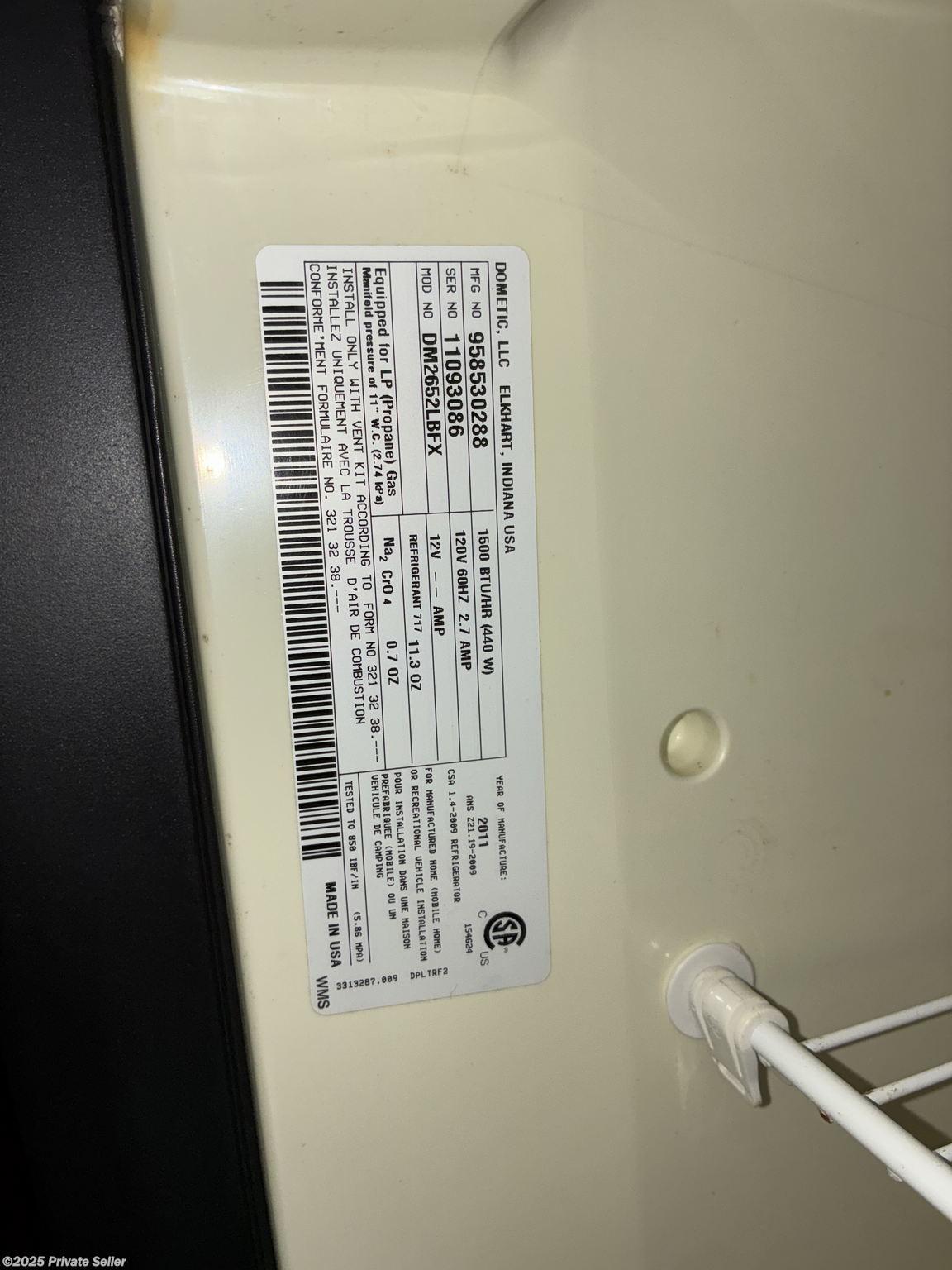Dometic Refrigerator Details