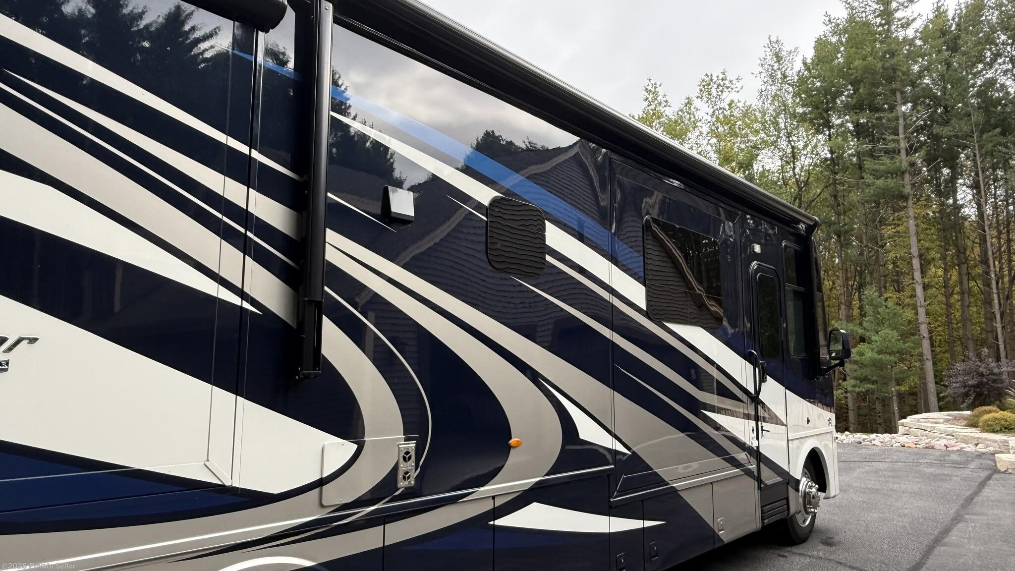 Contact us now about this 2023 Newmar Bay Star 3629! 2023 Bay Star 3629 by Newmar from For Sale By Owner in Colgate, Wisconsin