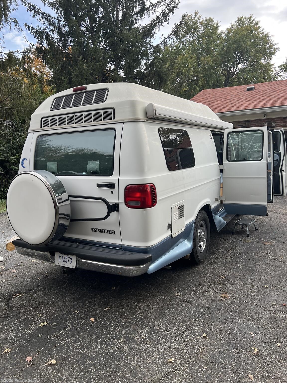 Used 2002 Roadtrek 190 Popular available in Louisville, Kentucky