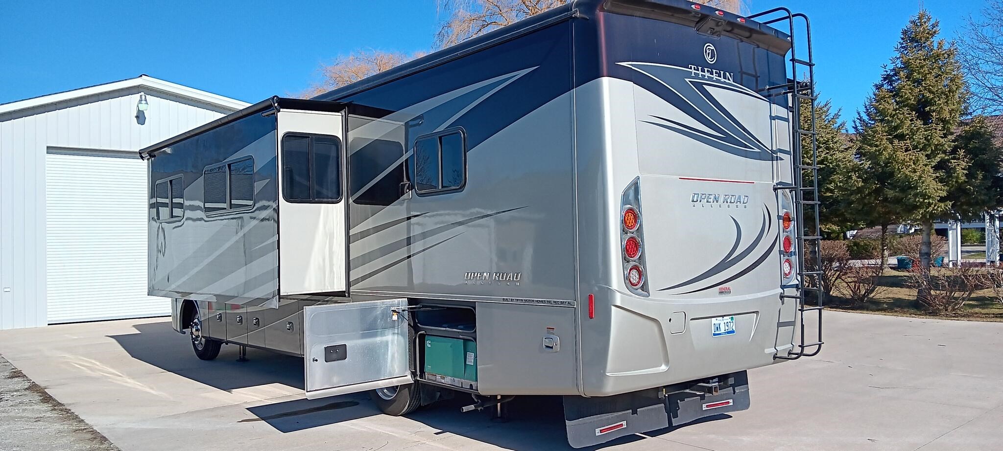 Contact us now about this 2018 Tiffin Open Road Allegro 32SA! 2018 Open Road Allegro 32SA by Tiffin from For Sale By Owner in Montague, Michigan