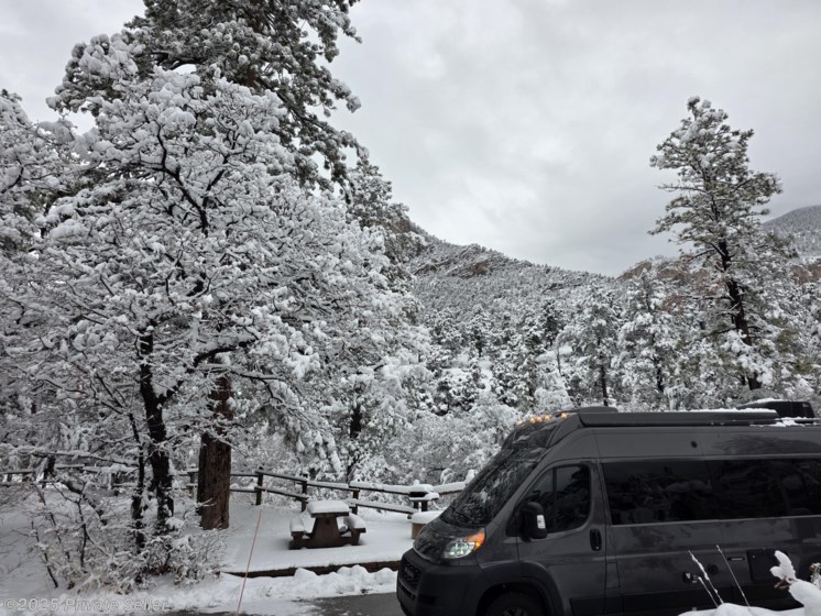 Email now about this 2023 Thor Motor Coach Dazzle 2AB w/Pop-top! Used 2023 Thor Motor Coach Dazzle 2AB w/Pop-top available in Las Vegas, Nevada