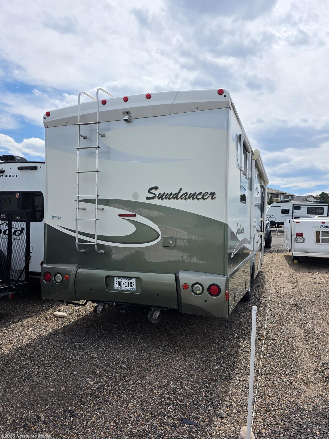 Contact us now about this 2006 Winnebago 31C! 2006 31C by Winnebago from For Sale By Owner in Aurora, Colorado
