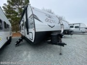 Call now about this 2025 Jayco Jay Flight SLX 284BHS! 2025 Jayco Jay Flight SLX 284BHS - New Travel Trailer For Sale by Blue Compass RV South Raleigh in Benson, North Carolina features Slideout
