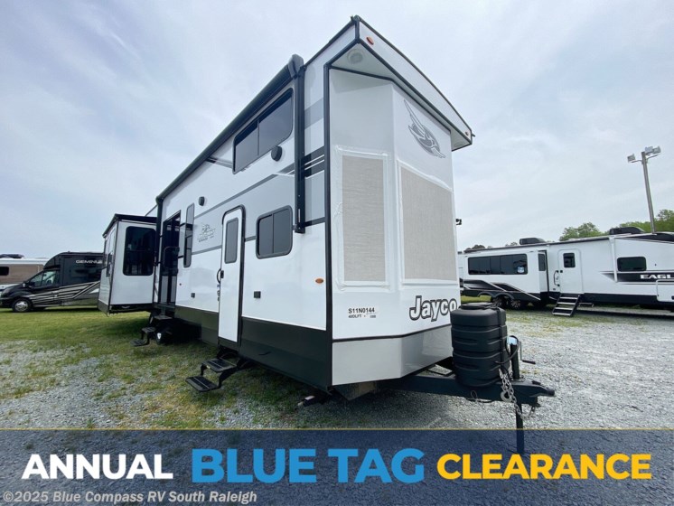 Email now about this 2025 Jayco Jay Flight Bungalow 40DLFT! New 2025 Jayco Jay Flight Bungalow 40DLFT available in Benson, North Carolina