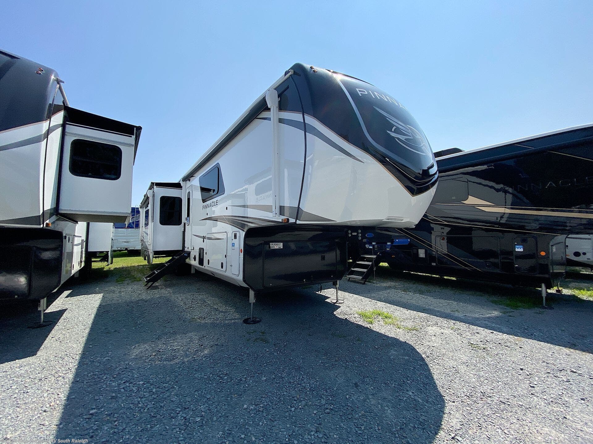 Contact us now about this 2025 Jayco Pinnacle 38FBRK! 2025 Pinnacle 38FBRK by Jayco from Blue Compass RV South Raleigh in Benson, North Carolina