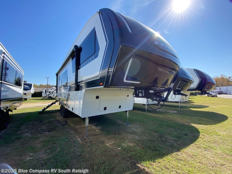 Email now about this 2025 Brinkley RV Model Z 2670! New 2025 Brinkley RV Model Z 2670 available in Benson, North Carolina
