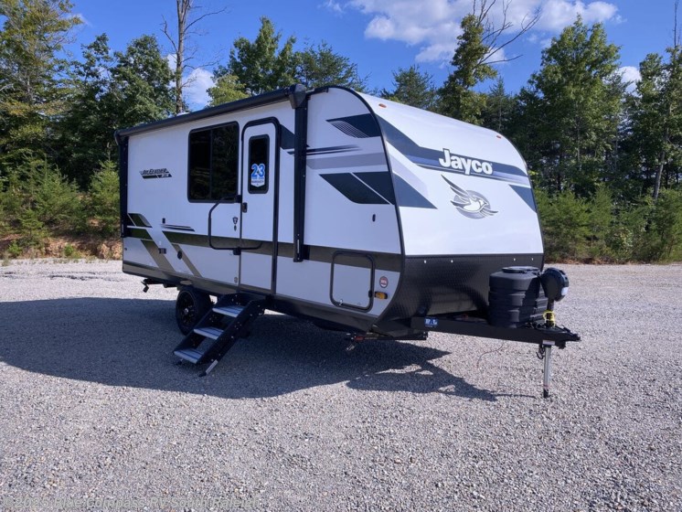 Email now about this 2025 Jayco Jay Feather Air 18MBH! New 2025 Jayco Jay Feather Air 18MBH available in Benson, North Carolina