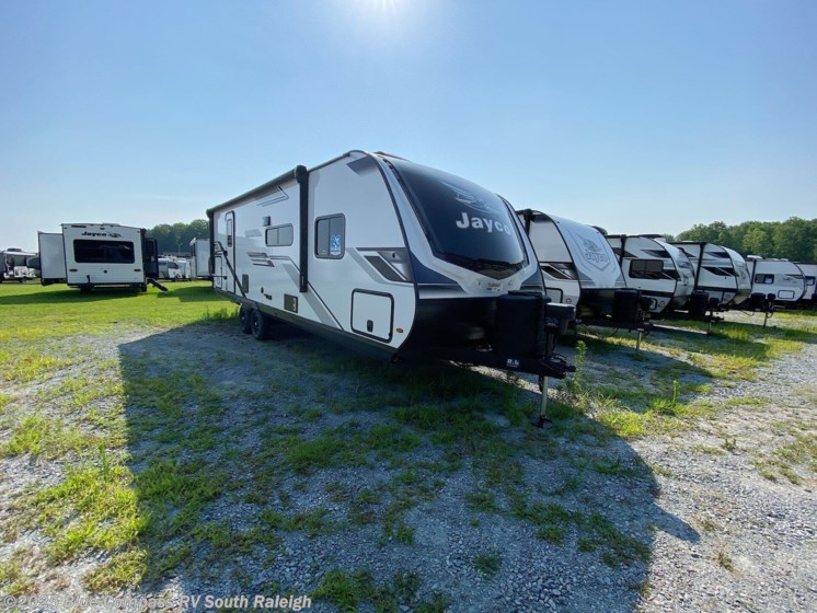 Email now about this 2026 Jayco Jay Feather 25RB! New 2026 Jayco Jay Feather 25RB available in Benson, North Carolina