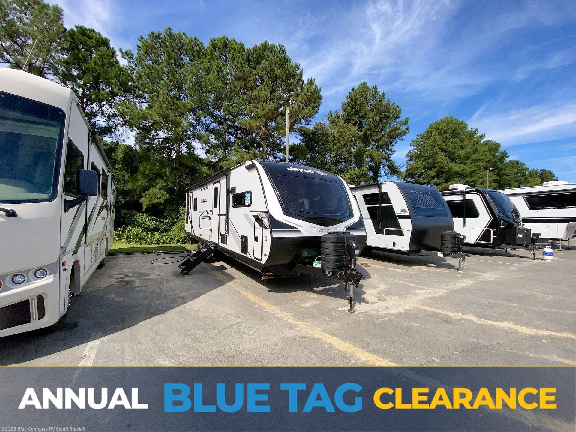 Email now about this 2026 Jayco Jay Feather 26FK! New 2026 Jayco Jay Feather 26FK available in Benson, North Carolina