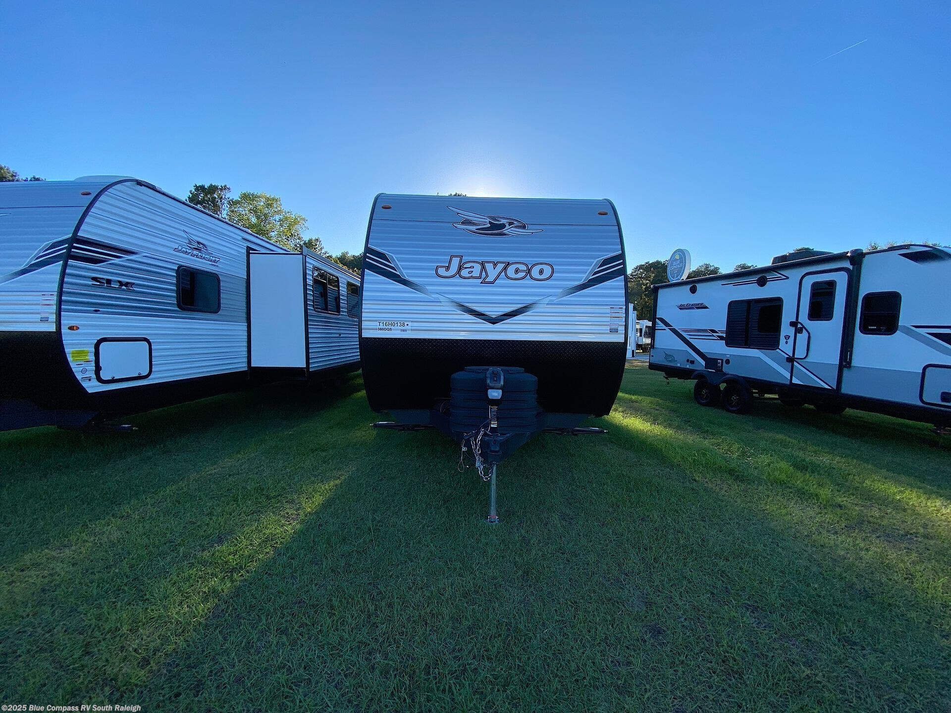 New 2026 Jayco Jay Flight SLX 380DQS available in Benson, North Carolina