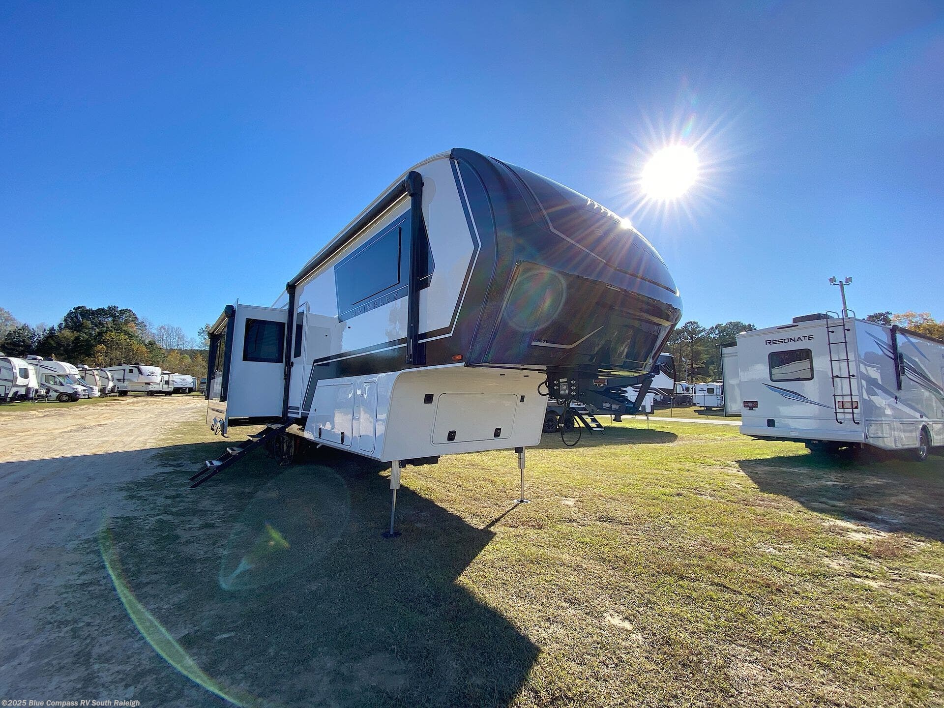 Contact us now about this 2026 Brinkley RV Model Z 3100! 2026 Model Z 3100 by Brinkley RV from Blue Compass RV South Raleigh in Benson, North Carolina