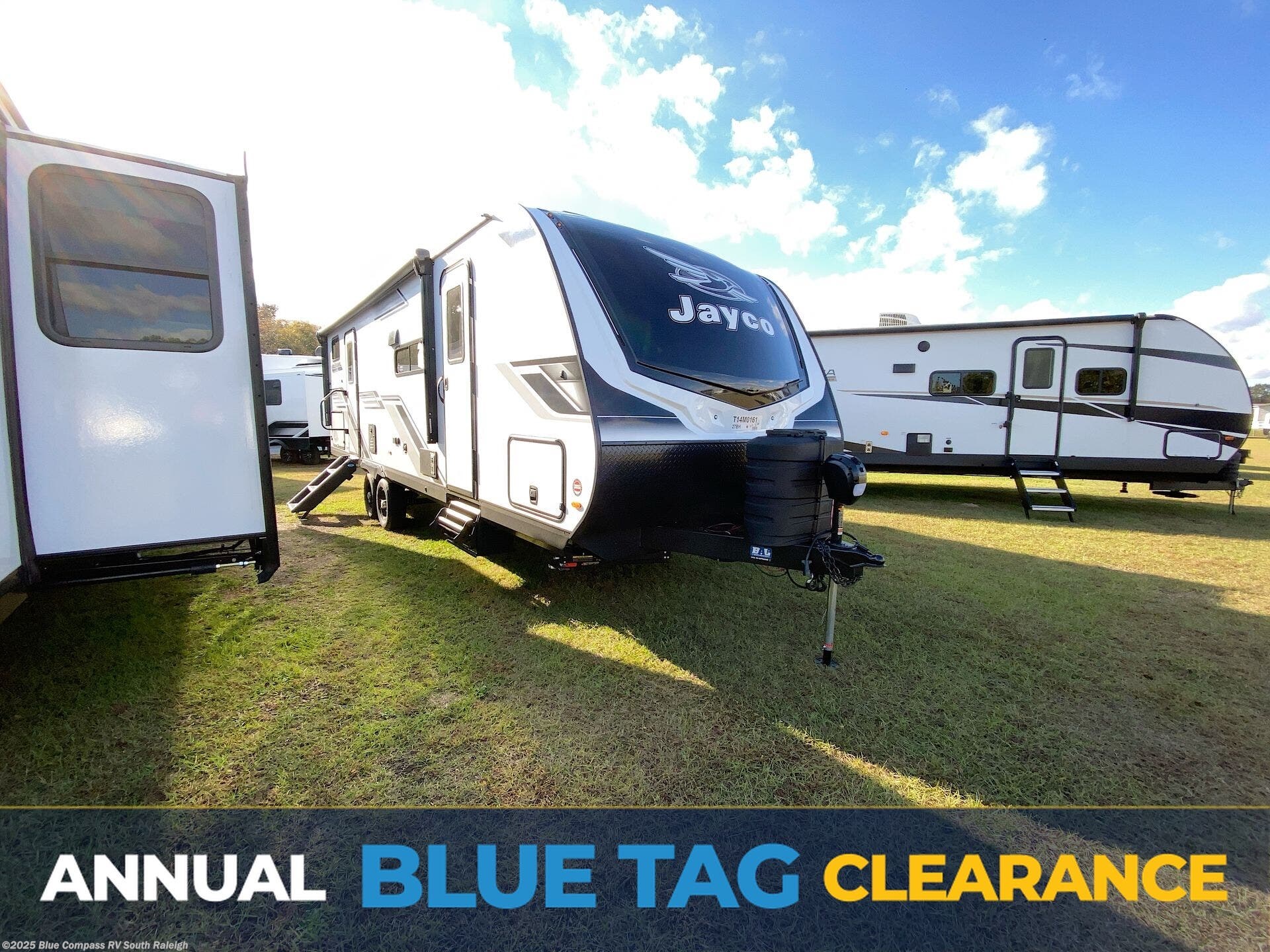 Email now about this 2026 Jayco Jay Feather 27BH! New 2026 Jayco Jay Feather 27BH available in Benson, North Carolina