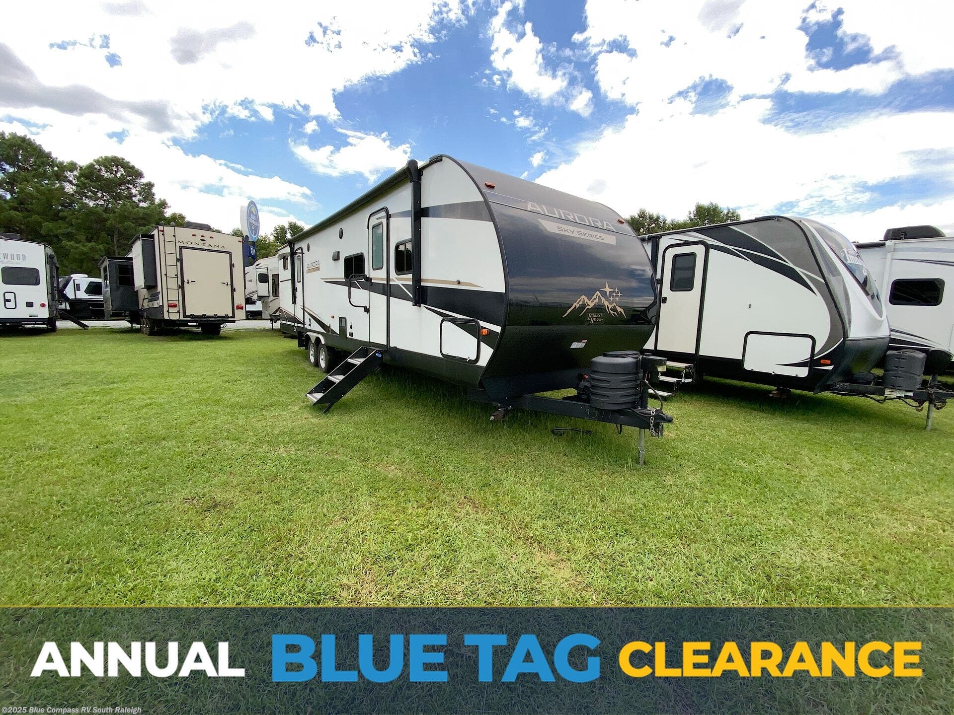 Email now about this 2023 Forest River Aurora Sky Series 320bds Series! Used 2023 Forest River Aurora Sky Series 320bds Series available in Benson, North Carolina