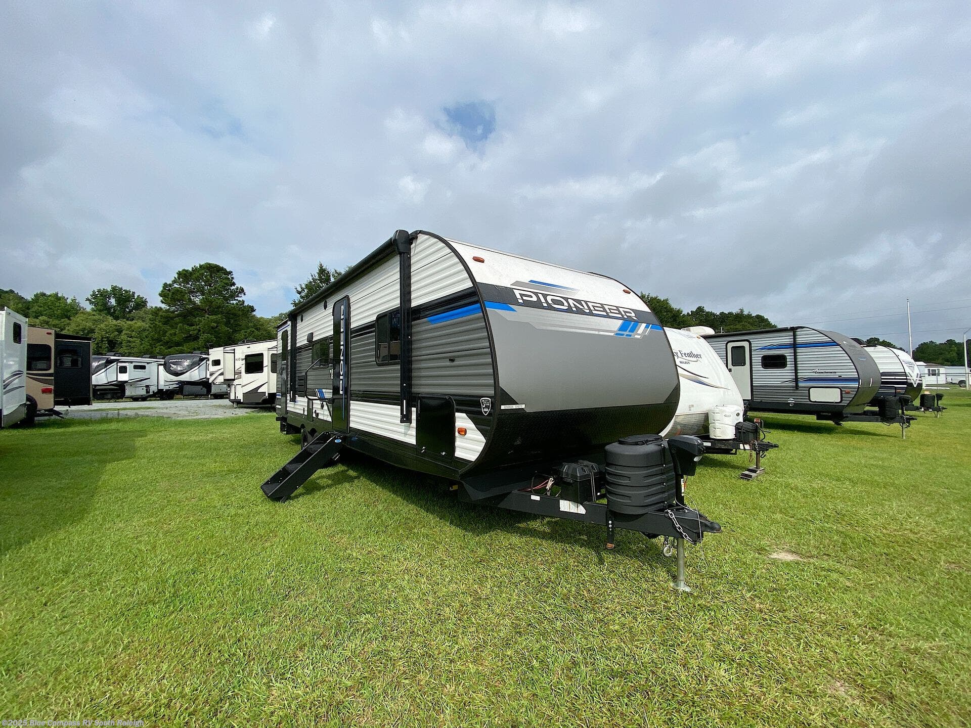 Contact us now about this 2024 Heartland Pioneer 270BH! 2024 Pioneer 270BH by Heartland from Blue Compass RV South Raleigh in Benson, North Carolina