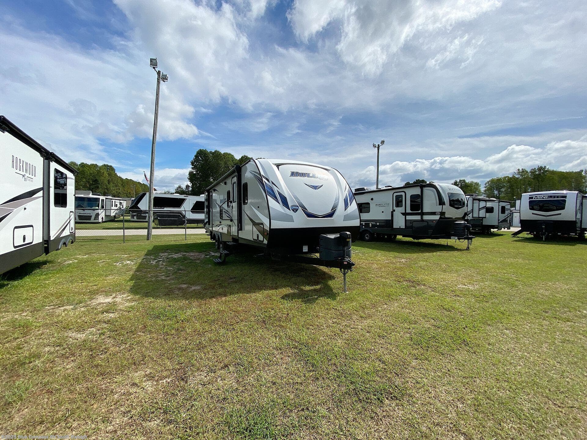 Contact us now about this 2018 Keystone Bullet 308BHS! 2018 Bullet 308BHS by Keystone from Blue Compass RV South Raleigh in Benson, North Carolina