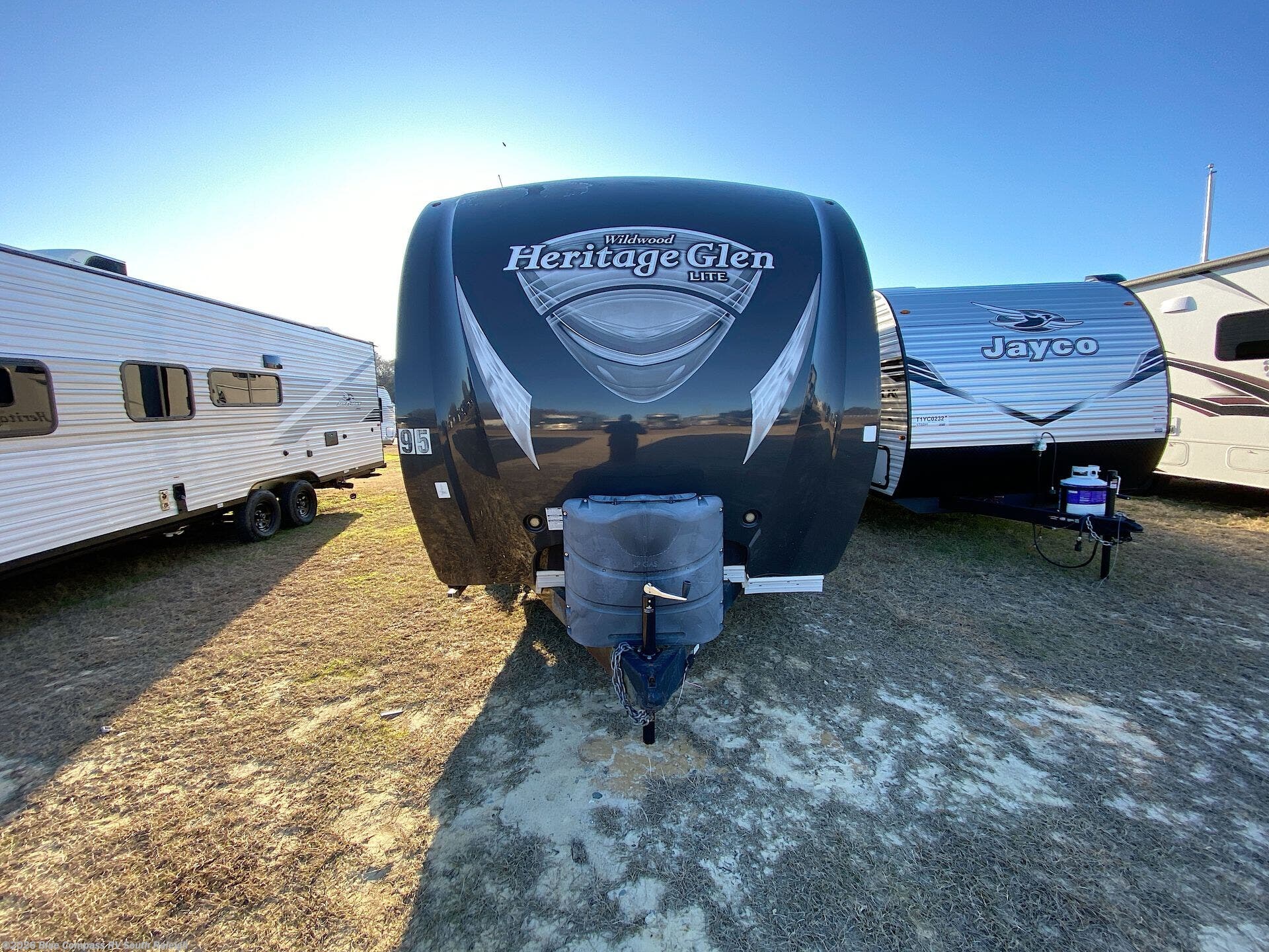 Used 2014 Forest River Wildwood Heritage Glen 312QBUD available in Benson, North Carolina