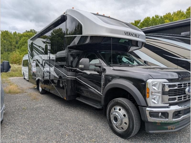 Email now about this 2025 Renegade Veracruz 32VDS! New 2025 Renegade Veracruz 32VDS available in Sewell, New Jersey