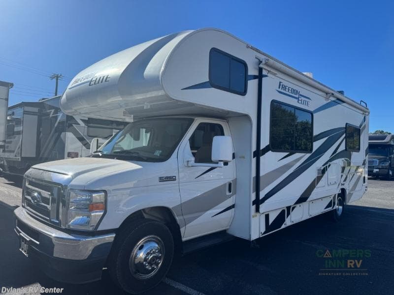 Used 2021 Thor Freedom Elite 27FE available in Sewell, New Jersey