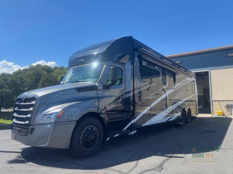 New 2026 Newmar Summit Aire 4505 available in Sewell, New Jersey