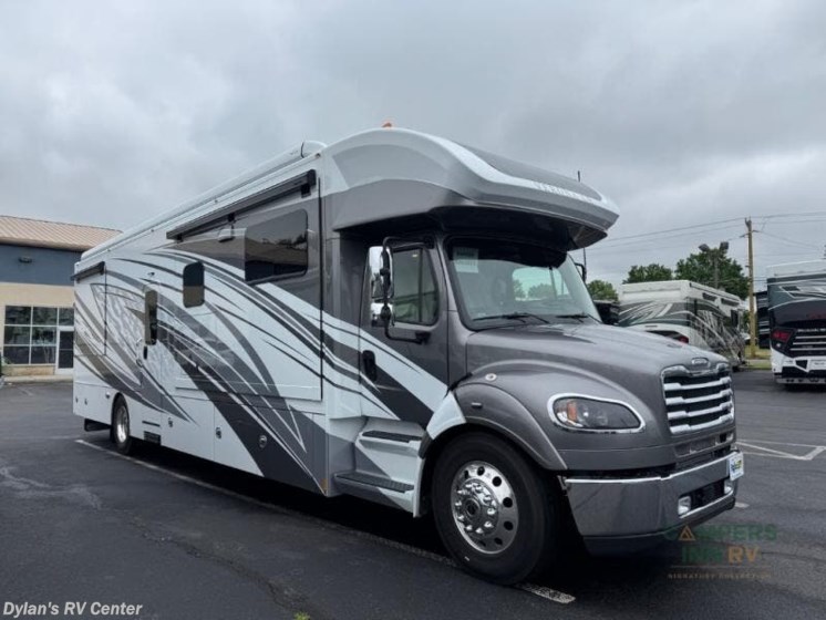 Email now about this 2025 Renegade Verona LE 40LTS! New 2025 Renegade Verona LE 40LTS available in Sewell, New Jersey