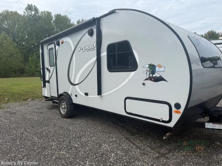 Email now about this 2021 Forest River R Pod 196! Used 2021 Forest River R Pod 196 available in Sewell, New Jersey