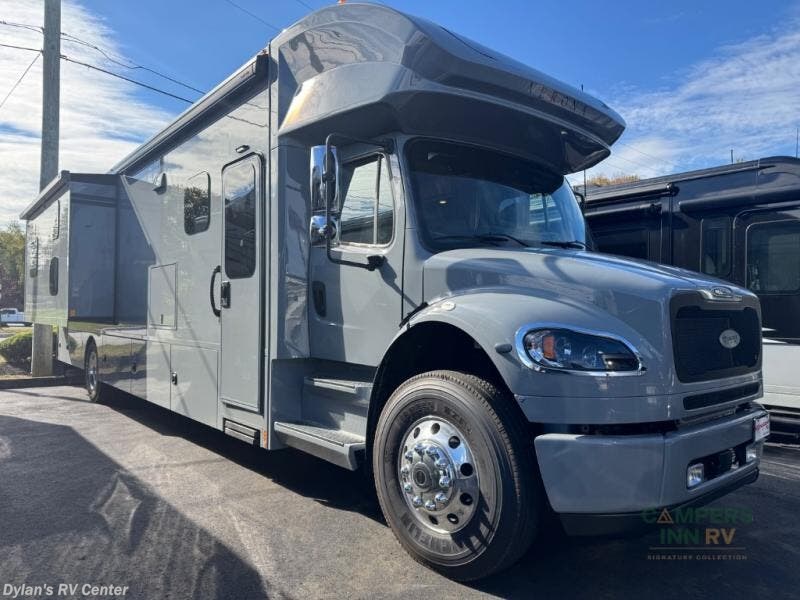 Contact us now about this 2026 Renegade Verona 40VBH! 2026 Verona 40VBH by Renegade from Campers Inn RV Signature Collection in Sewell, New Jersey