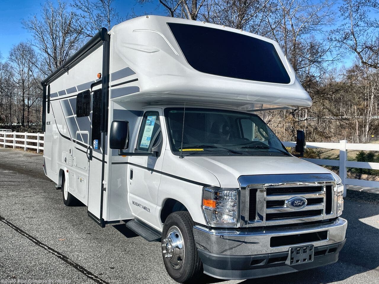 Email now about this 2025 Holiday Rambler Incline 27U! New 2025 Holiday Rambler Incline 27U available in Claremont, North Carolina