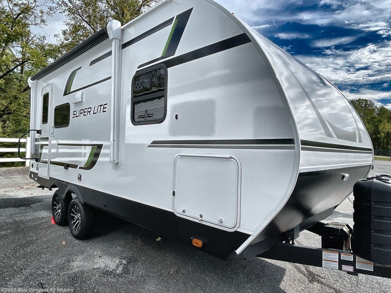 Used 2025 Starcraft Super Lite 212FB available in Claremont, North Carolina
