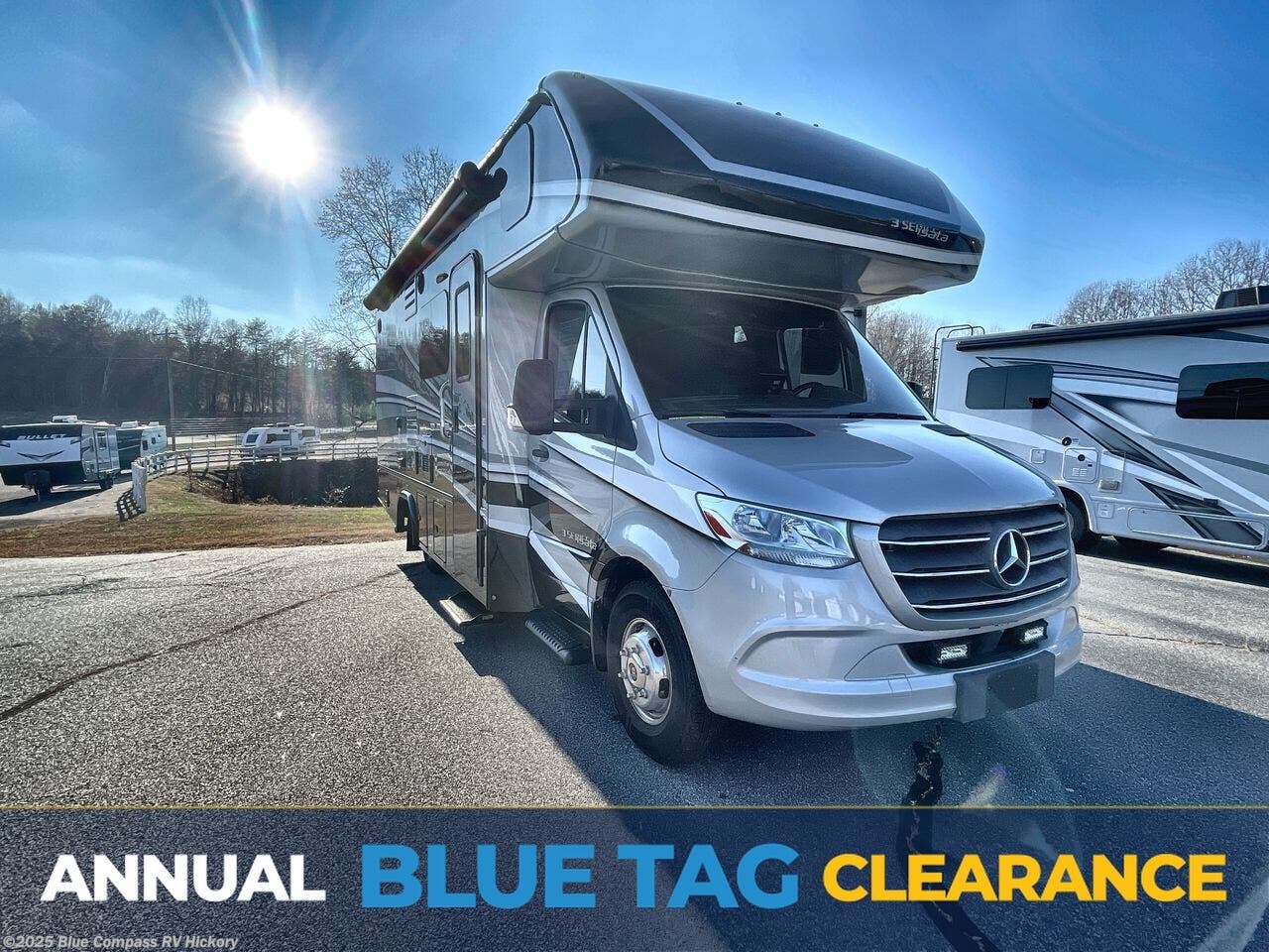 Call now about this 2020 Dynamax Corp isata 3 24FW! 2020 Dynamax Corp isata 3 24FW - Used Class C For Sale by Blue Compass RV Hickory in Claremont, North Carolina features Slideout