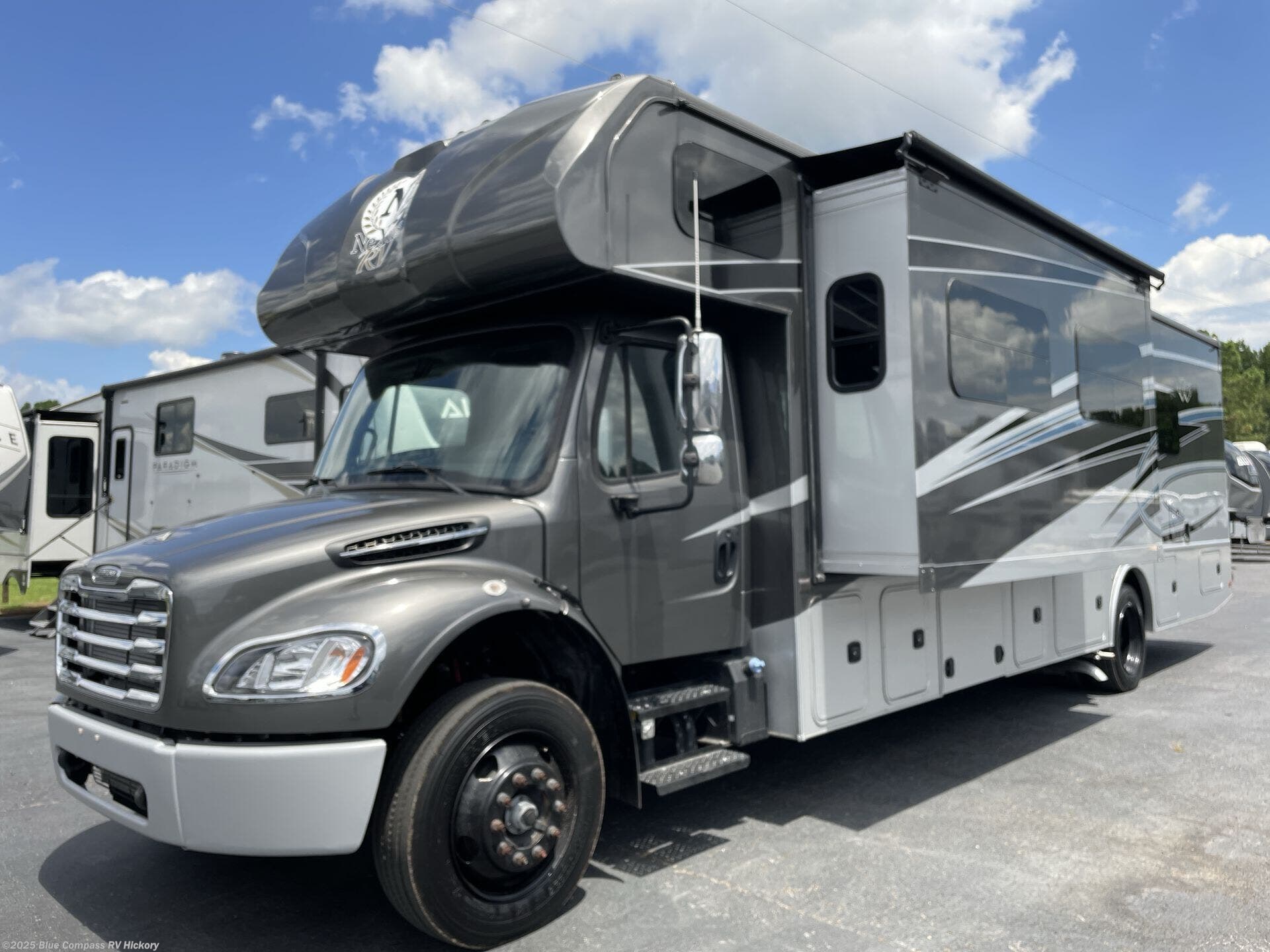 Contact us now about this 2024 Nexus Wraith 37f! 2024 Wraith 37f by Nexus from Blue Compass RV Hickory in Claremont, North Carolina