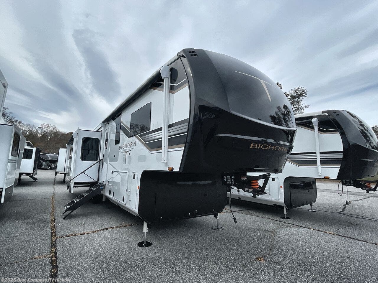 Call now about this 2026 Heartland Bighorn 38RE! 2026 Heartland Bighorn 38RE - New Fifth Wheel For Sale by Blue Compass RV Hickory in Claremont, North Carolina