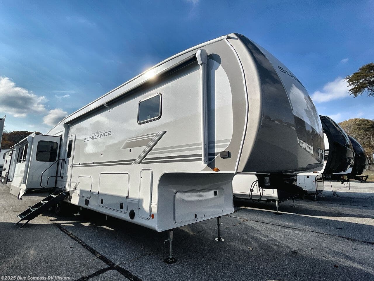 Contact us now about this 2026 Heartland Sundance 35MRBS! 2026 Sundance 35MRBS by Heartland from Blue Compass RV Hickory in Claremont, North Carolina