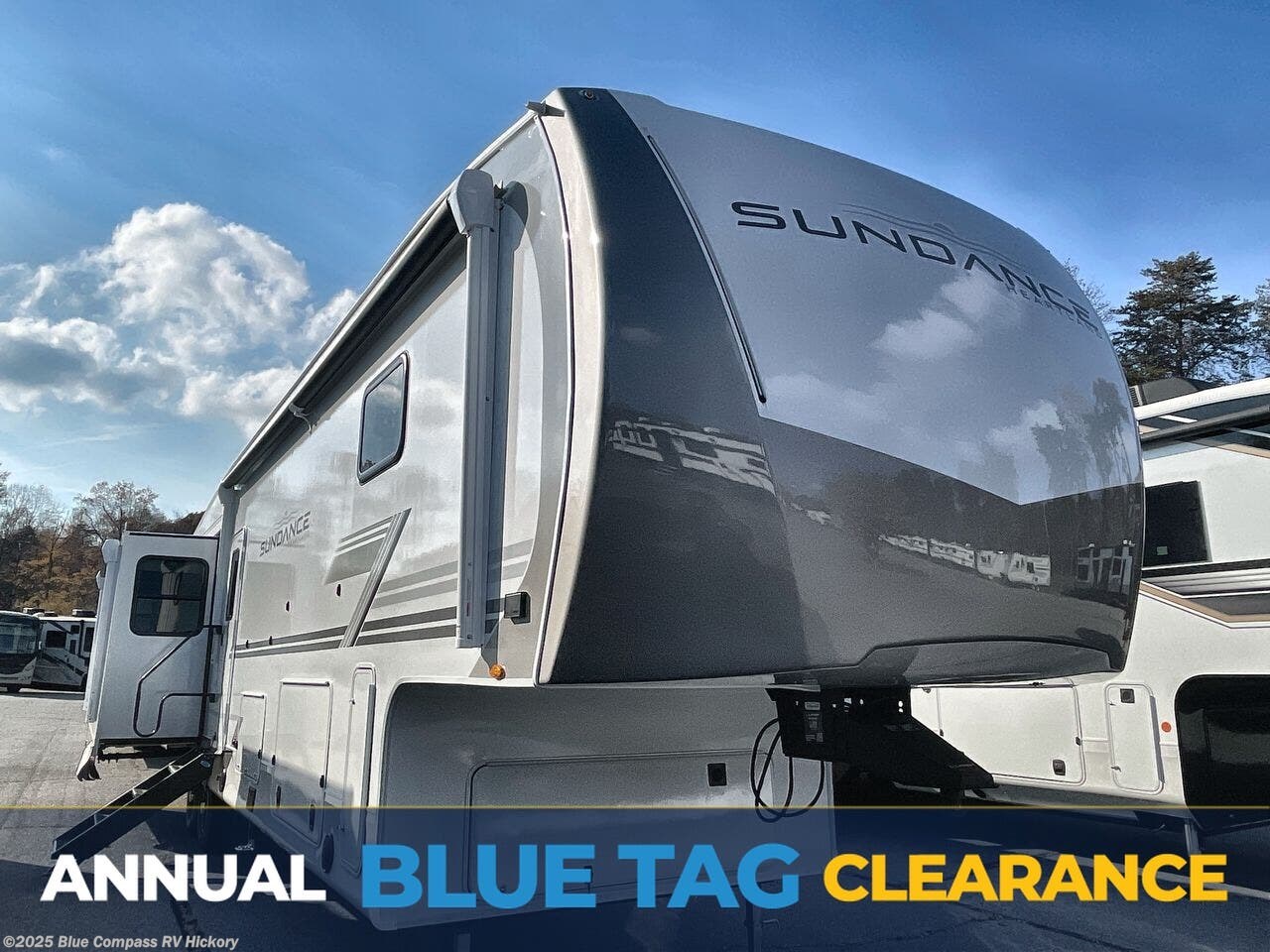 Email now about this 2026 Heartland Sundance 35MRBS! New 2026 Heartland Sundance 35MRBS available in Claremont, North Carolina