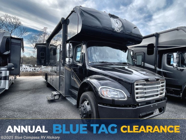 Email now about this 2026 Nexus Wraith 37F! Used 2026 Nexus Wraith 37F available in Claremont, North Carolina