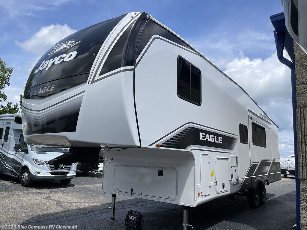 Email now about this 2025 Jayco Eagle HT 29DDB! New 2025 Jayco Eagle HT 29DDB available in Cincinnati, Ohio